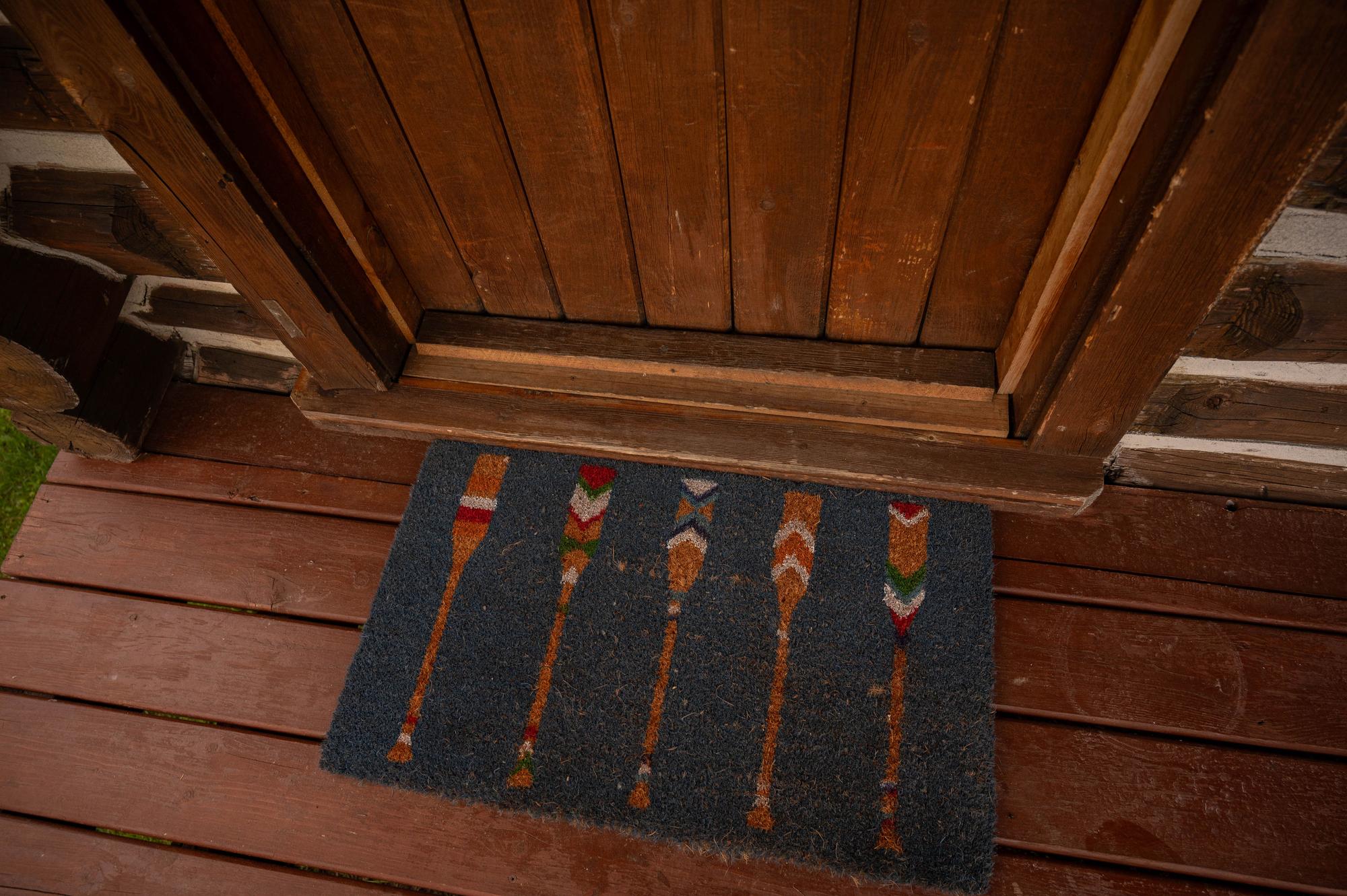 Paddle doormat
