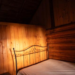 Bed with metal frame