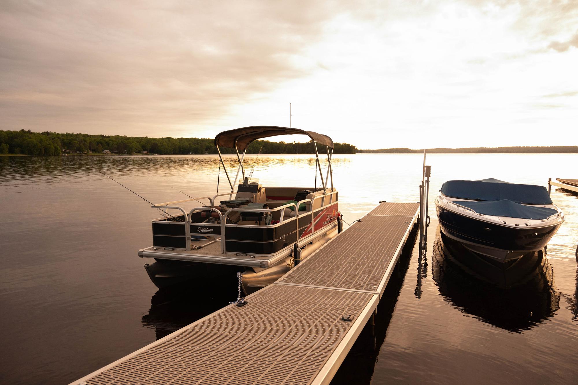 Pontoon Boat