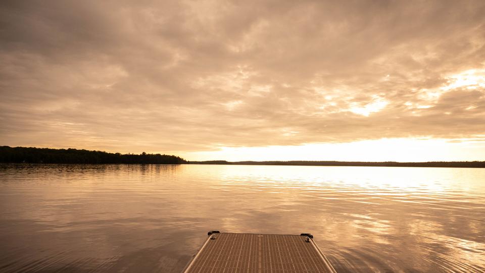Tomiko Lake landscape